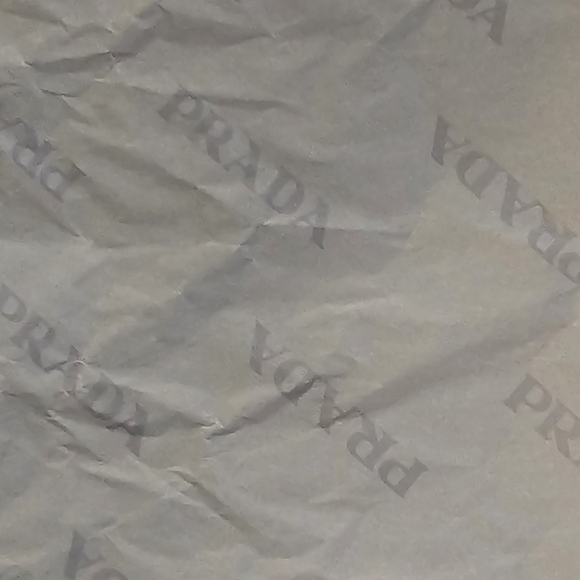 Prada Tissue+Wrapping+Authentication CARDS - Picture 4 of 8